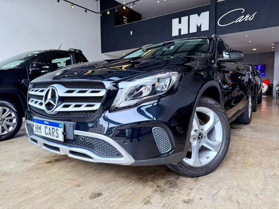 MERCEDES-BENZ GLA 200 1.6 CGI FLEX ADVANCE 7G-DCT MERCEDES-BENZ GLA 200 1.6 CGI FLEX ADVANCE 7G-DCT